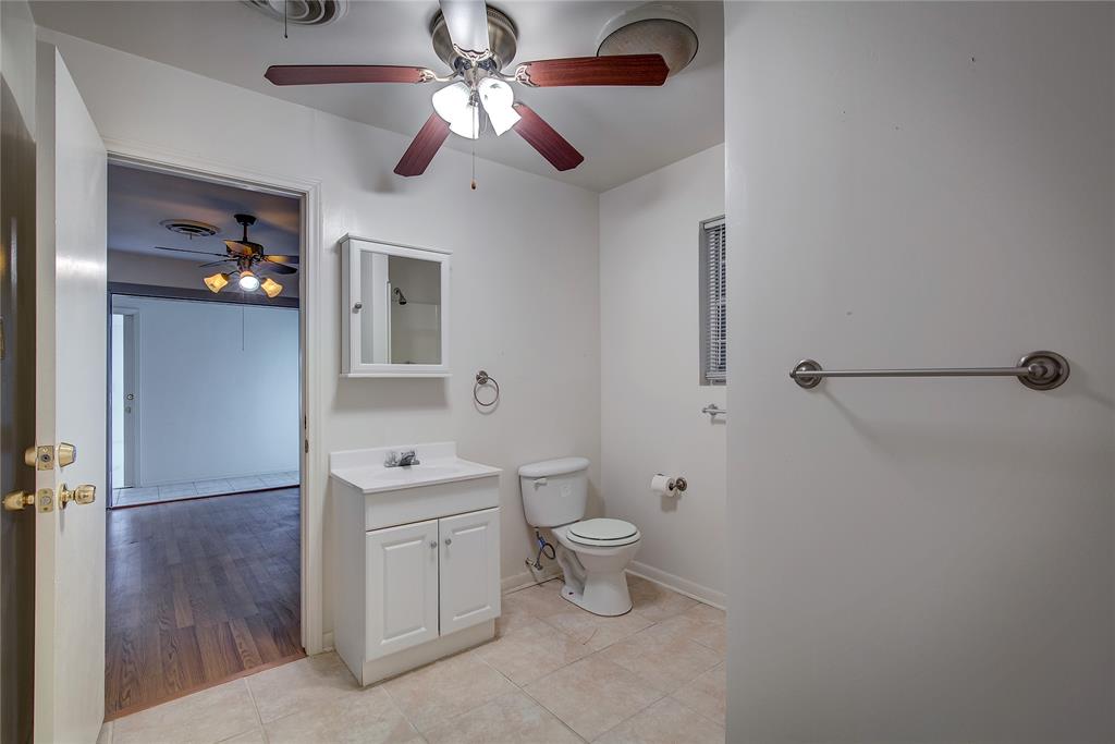 214 County Road 1900 Property Photo 20