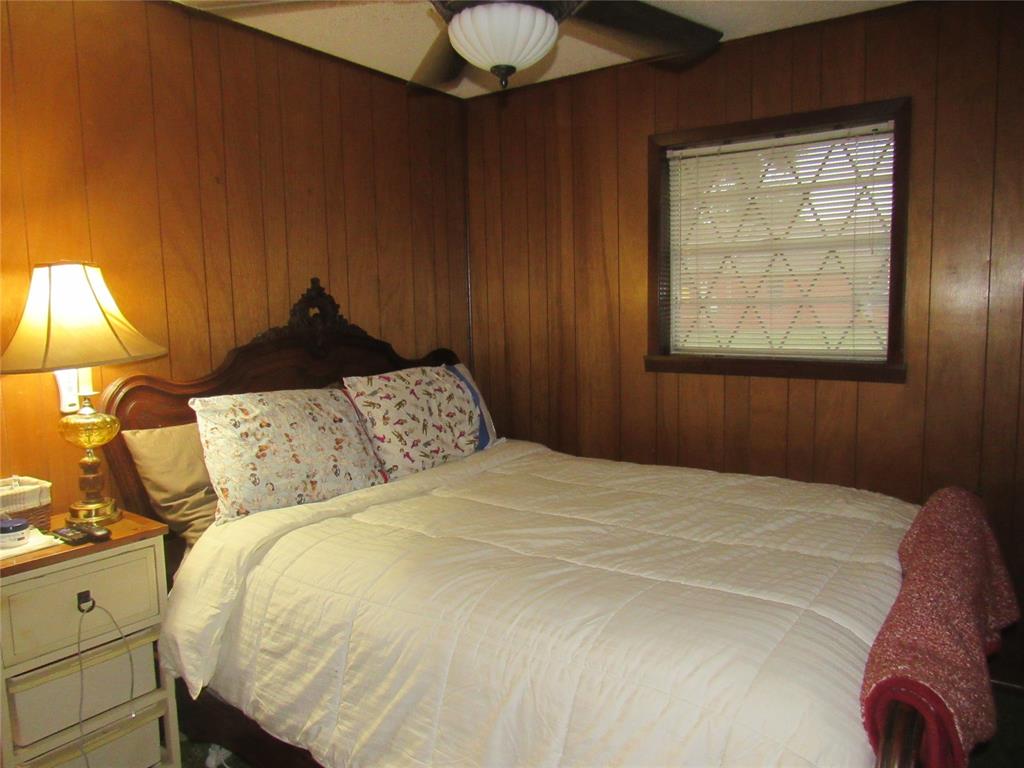 300 Thompson Street Property Photo 21