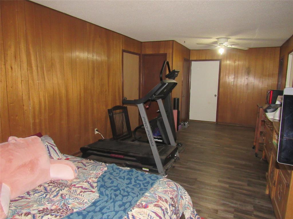 300 Thompson Street Property Photo 27