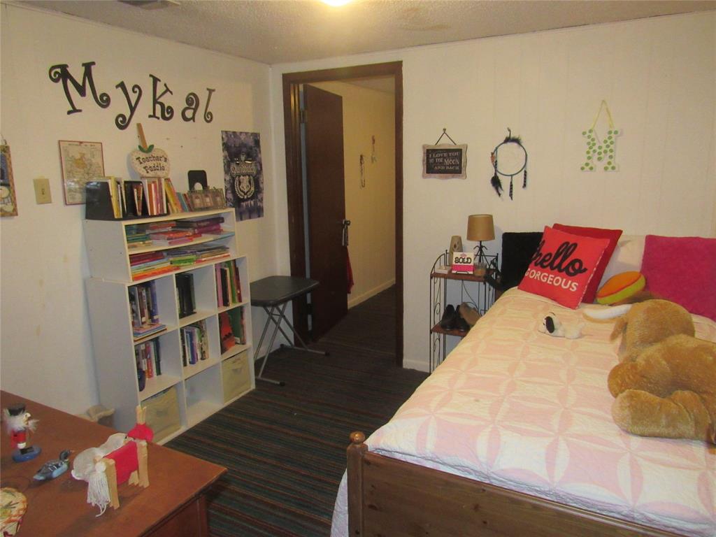 300 Thompson Street Property Photo 30