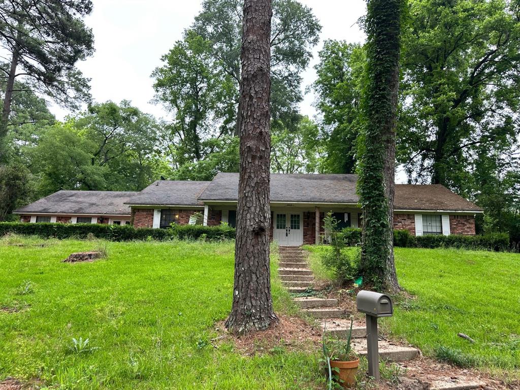 408 Myra Street Property Photo 1