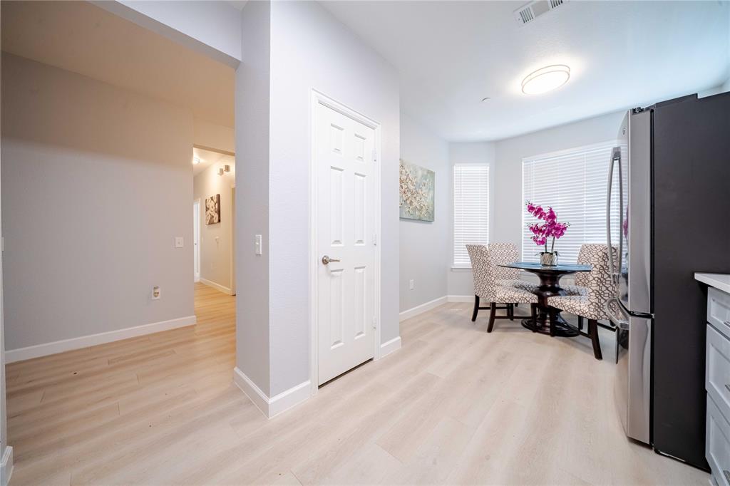 2368 San Jacinto Drive Property Photo 4