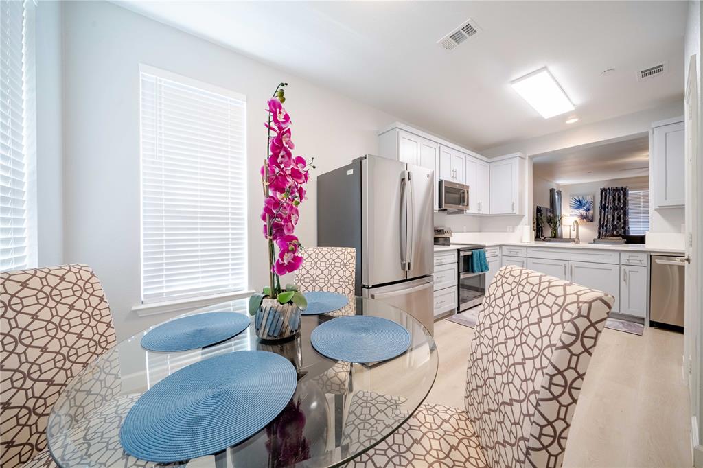 2368 San Jacinto Drive Property Photo 6