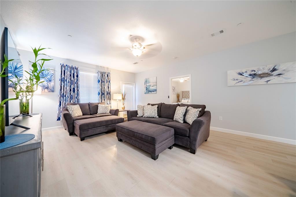 2368 San Jacinto Drive Property Photo 8