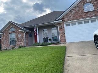 2233 Windsor Court Property Photo 1