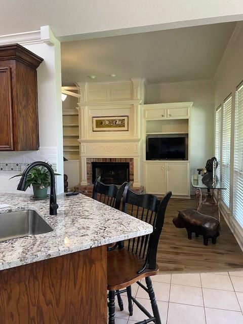 2233 Windsor Court Property Photo 11