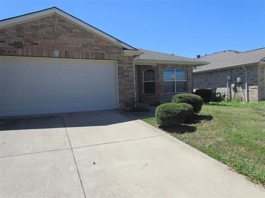 3005 Admiral Drive Property Photo