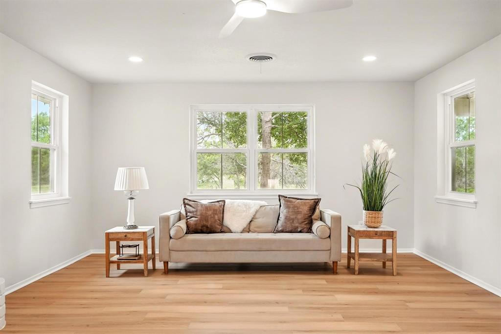 1645 Iberis Road Property Photo 8