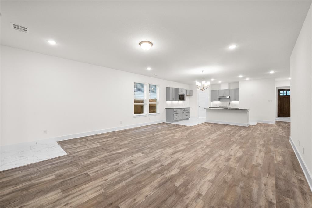 10851 Eva Mae Boulevard Property Photo 12