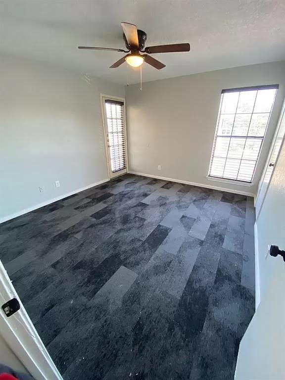 9520 Royal Lane Property Photo 6