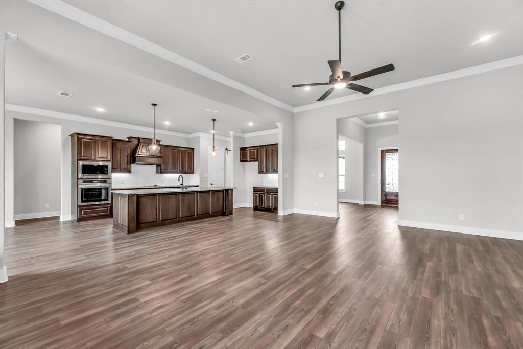 2209 Meteor Drive Property Photo 11