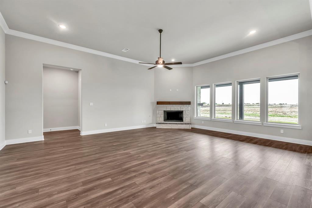 2209 Meteor Drive Property Photo 12