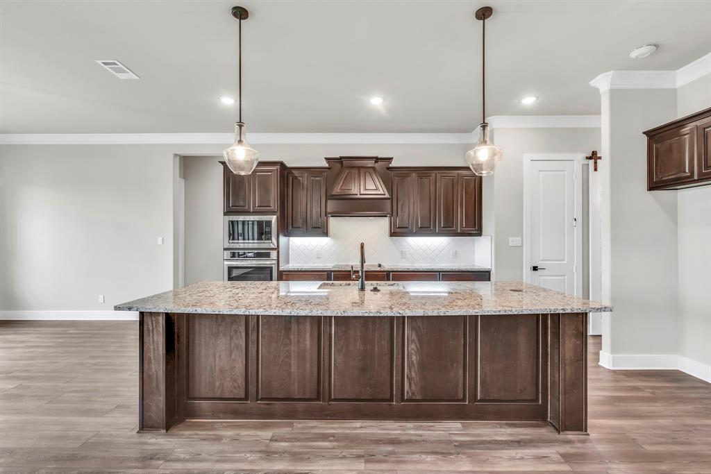 2209 Meteor Drive Property Photo 14