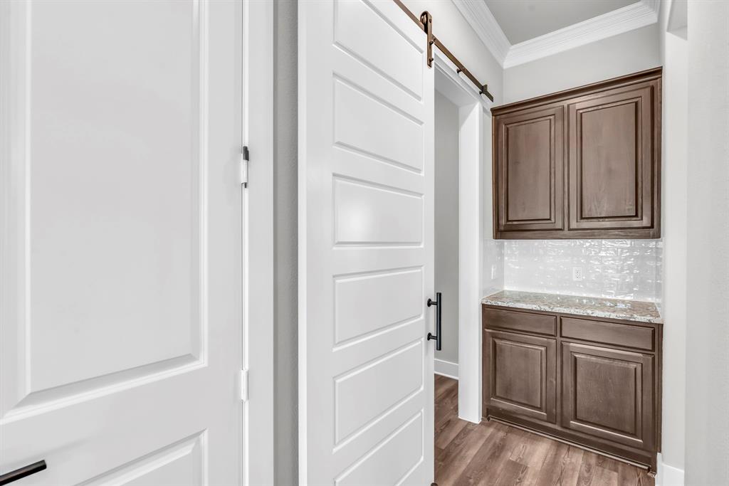 2209 Meteor Drive Property Photo 19