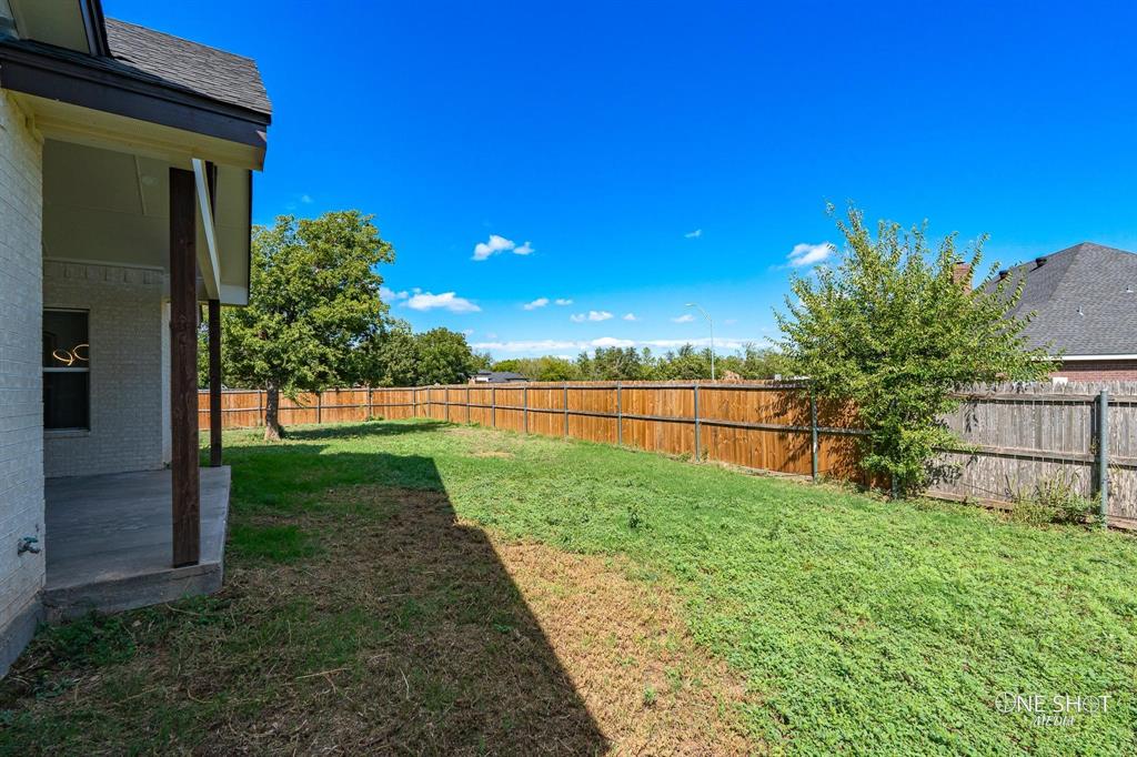 802 Waters Edge Drive Property Photo 39