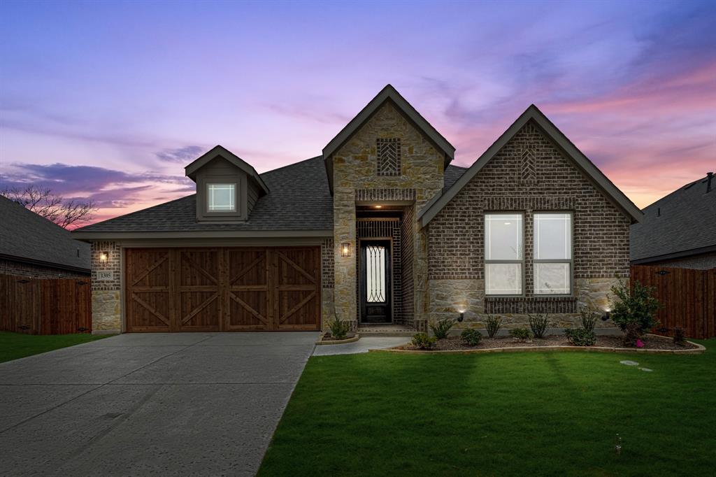 1305 Wrenwood Court Property Photo 2