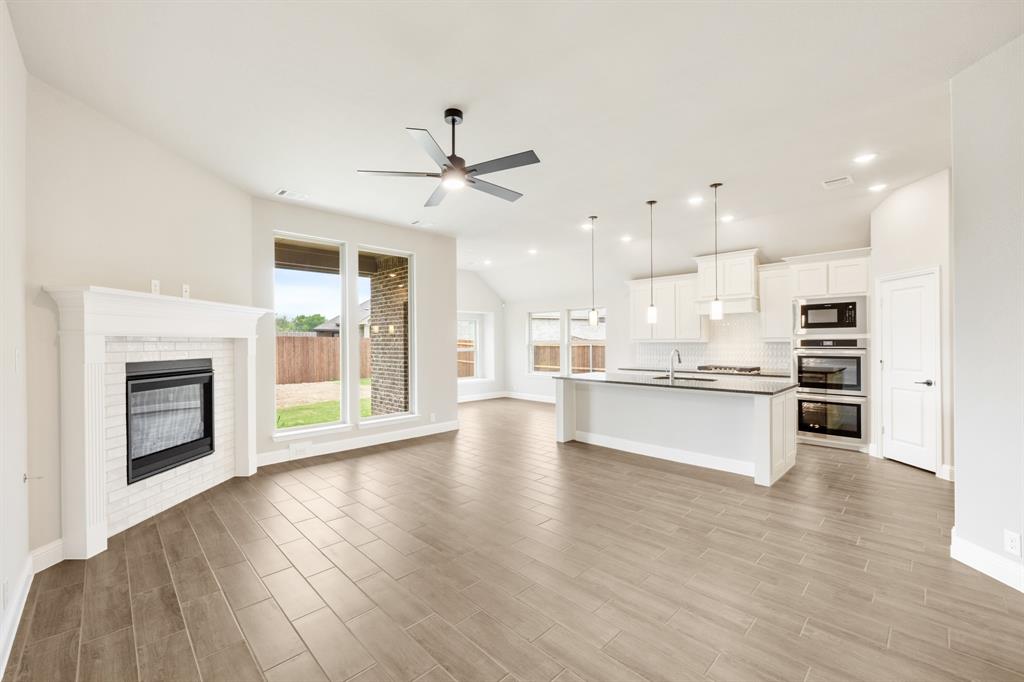 1305 Wrenwood Court Property Photo 14