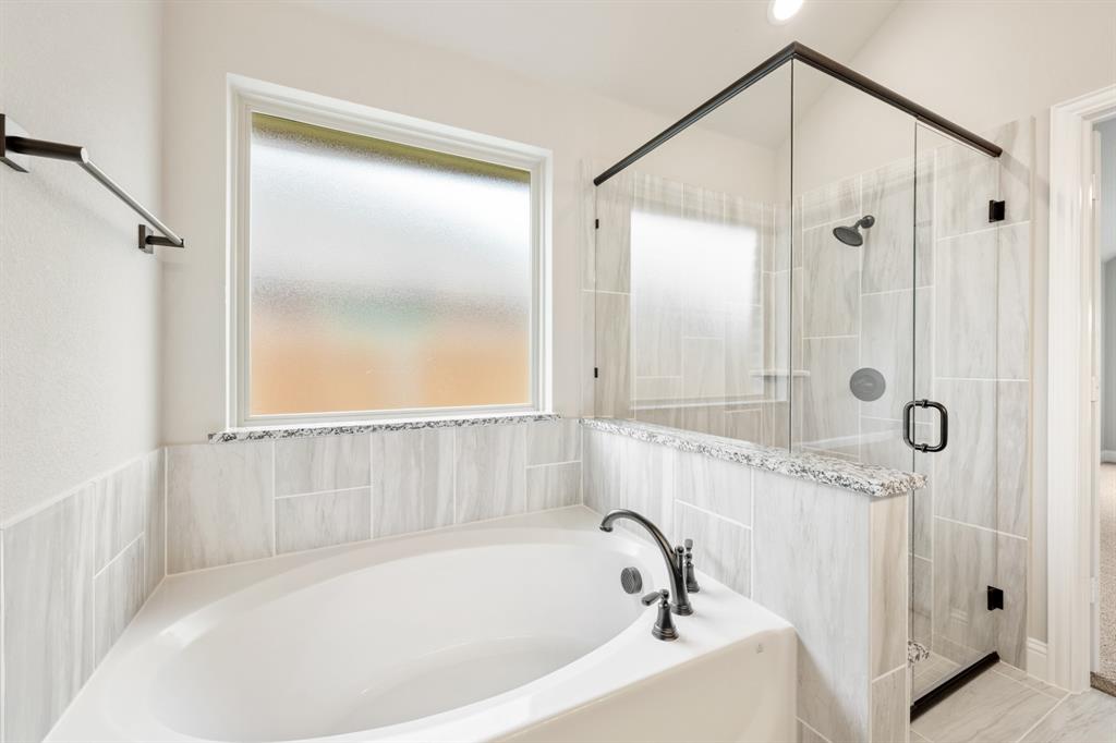 1305 Wrenwood Court Property Photo 30