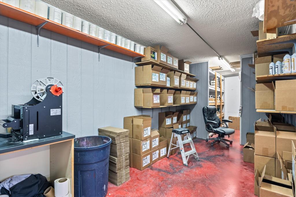 1409 Barnard Street Property Photo 23