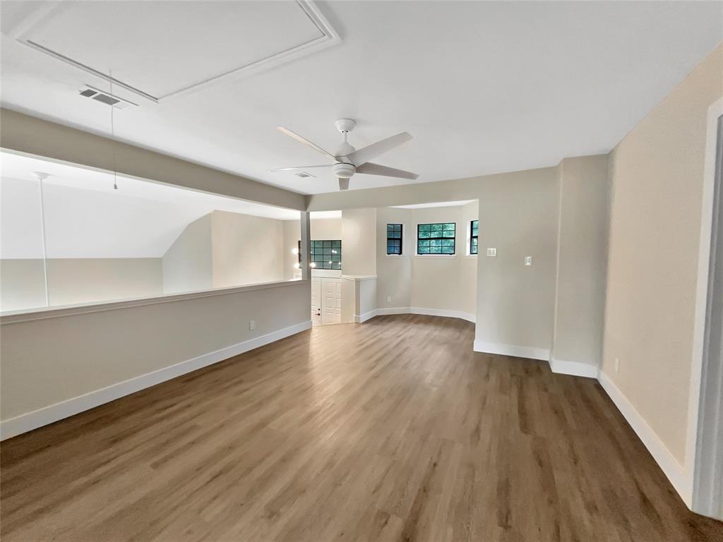811 Fawn Valley Drive Property Photo 18