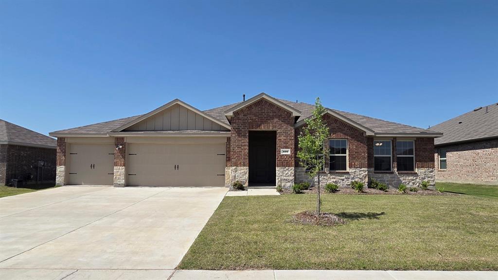 506 Shady Bank Way Property Photo 2