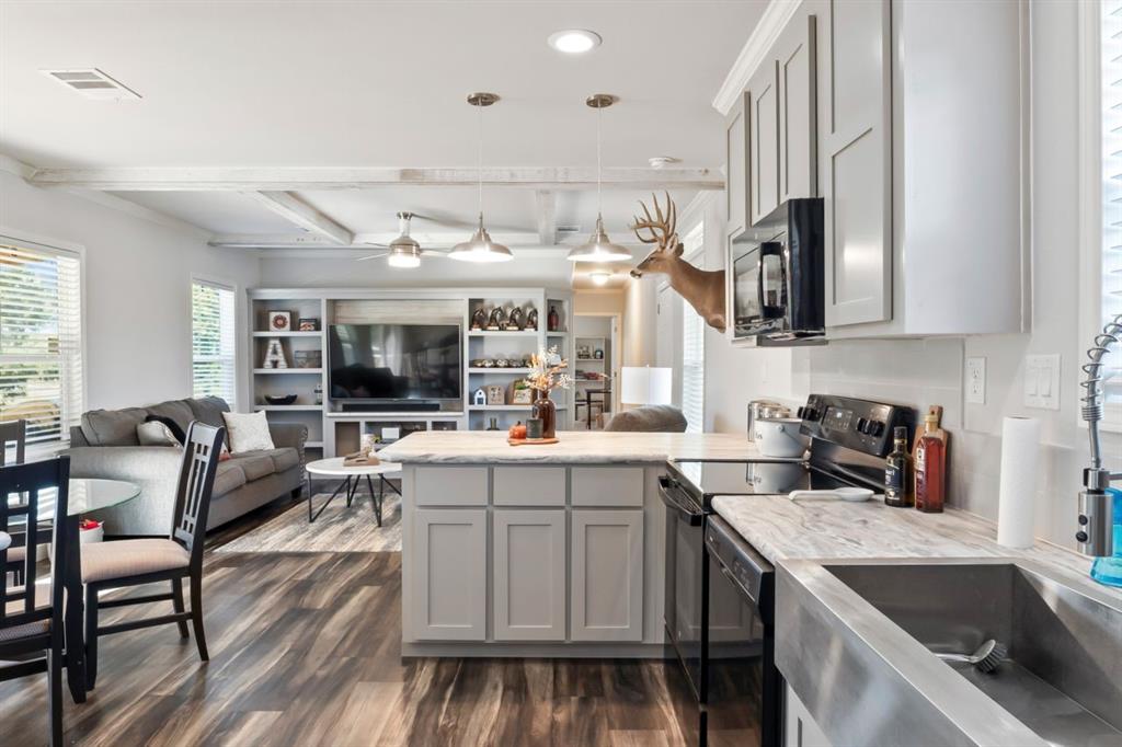 1460 Roland Road Property Photo 15