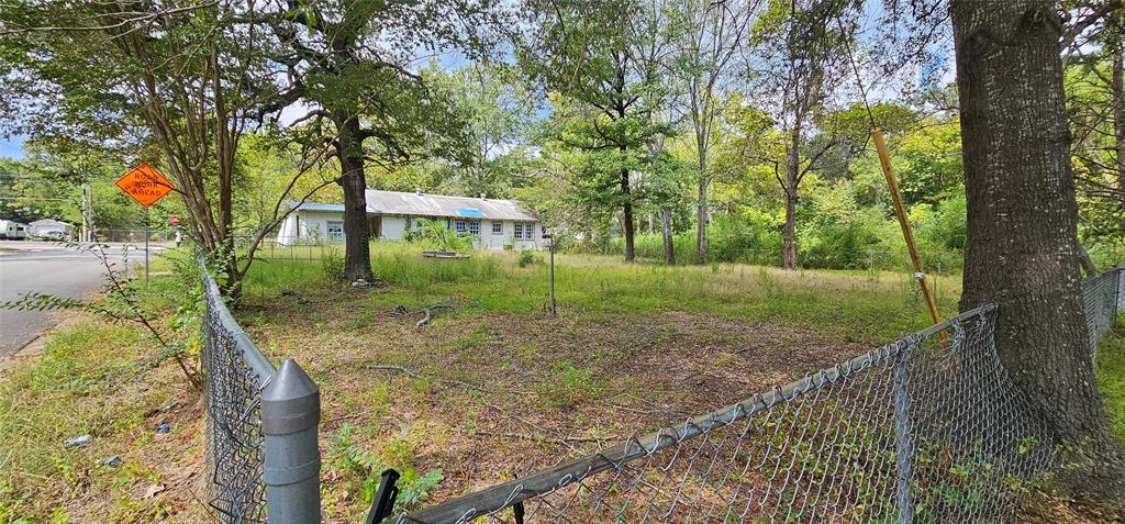 1240 N Beaulah Street Property Photo 3