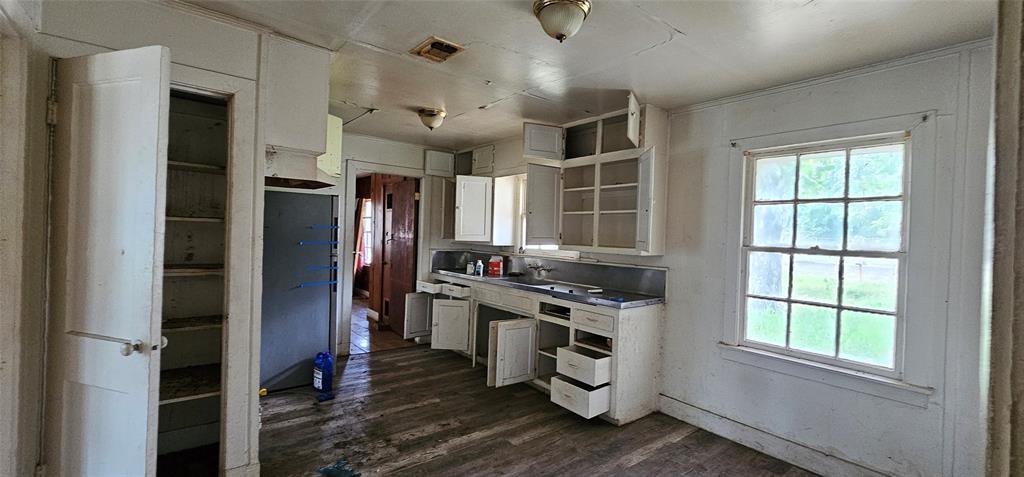 1240 N Beaulah Street Property Photo 11