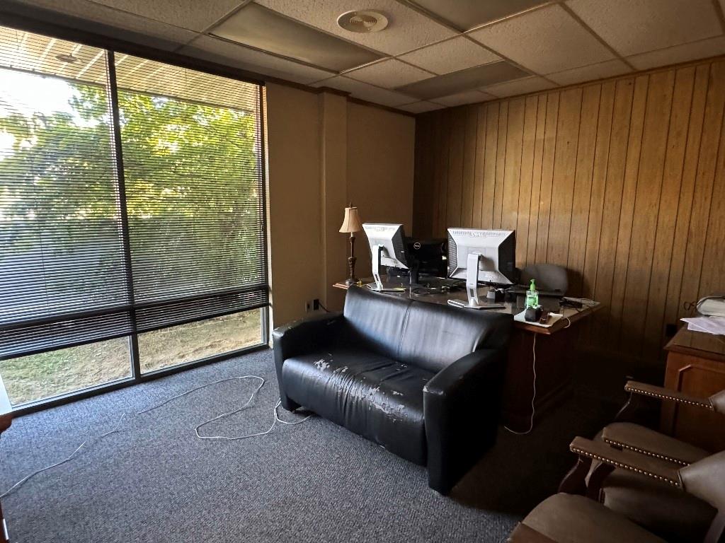 200 E Amherst Property Photo 36