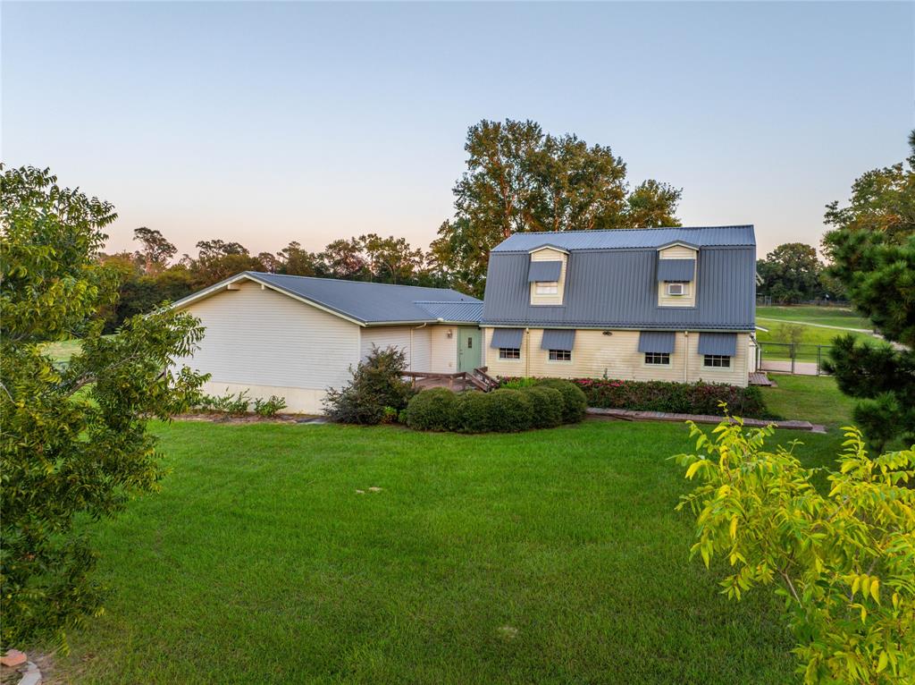 669 Anderson County Road 1209 Property Photo 16