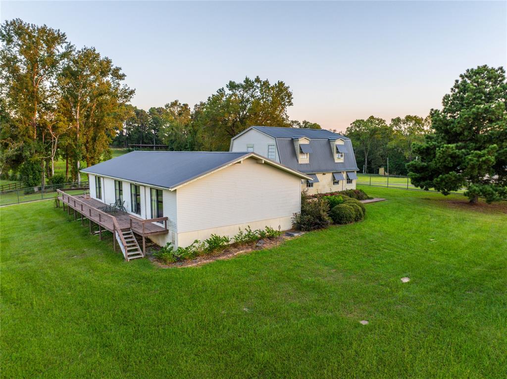 669 Anderson County Road 1209 Property Photo 21