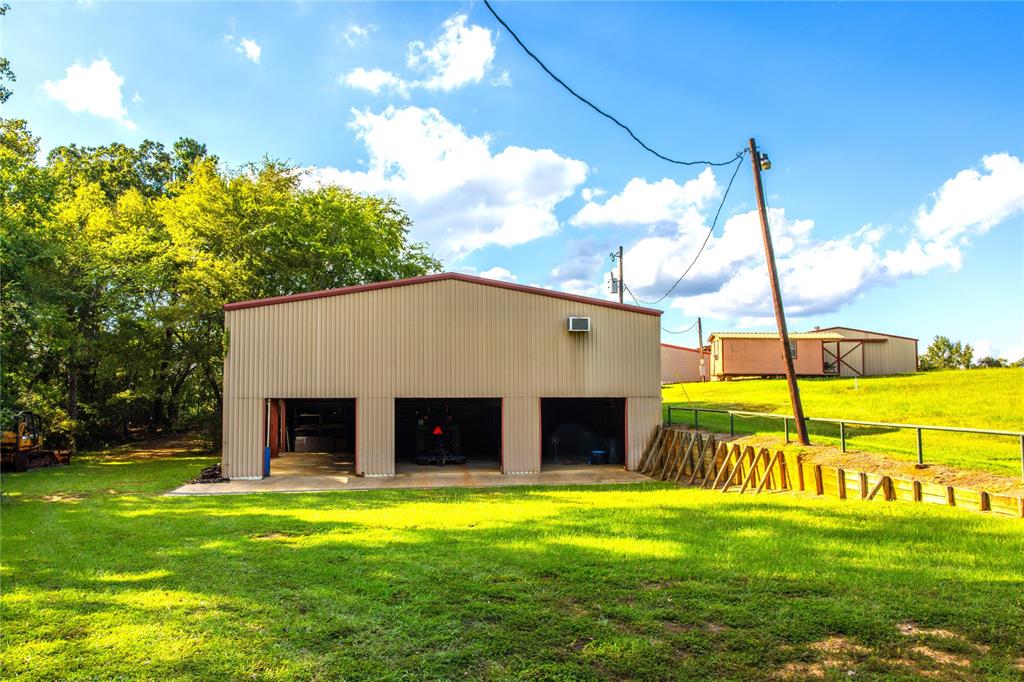 669 Anderson County Road 1209 Property Photo 31