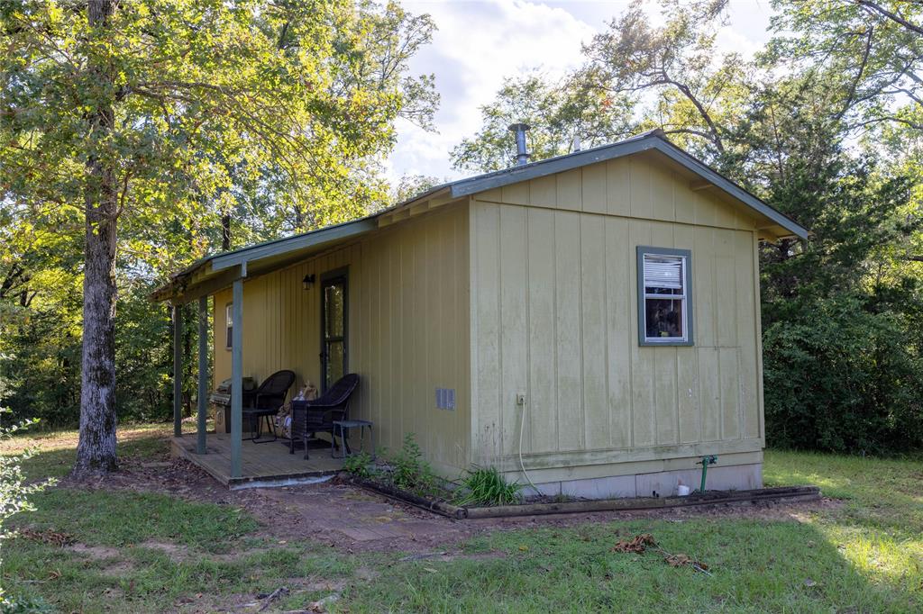 669 Anderson County Road 1209 Property Photo 33