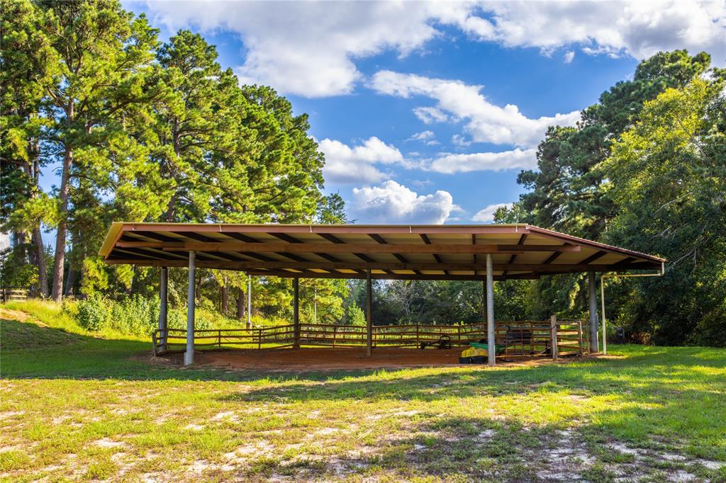 669 Anderson County Road 1209 Property Photo 36