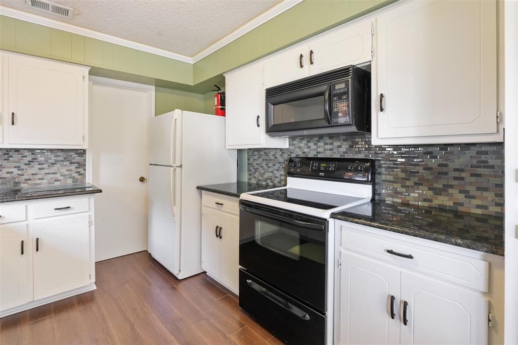 107 Briarwood Drive Property Photo 23