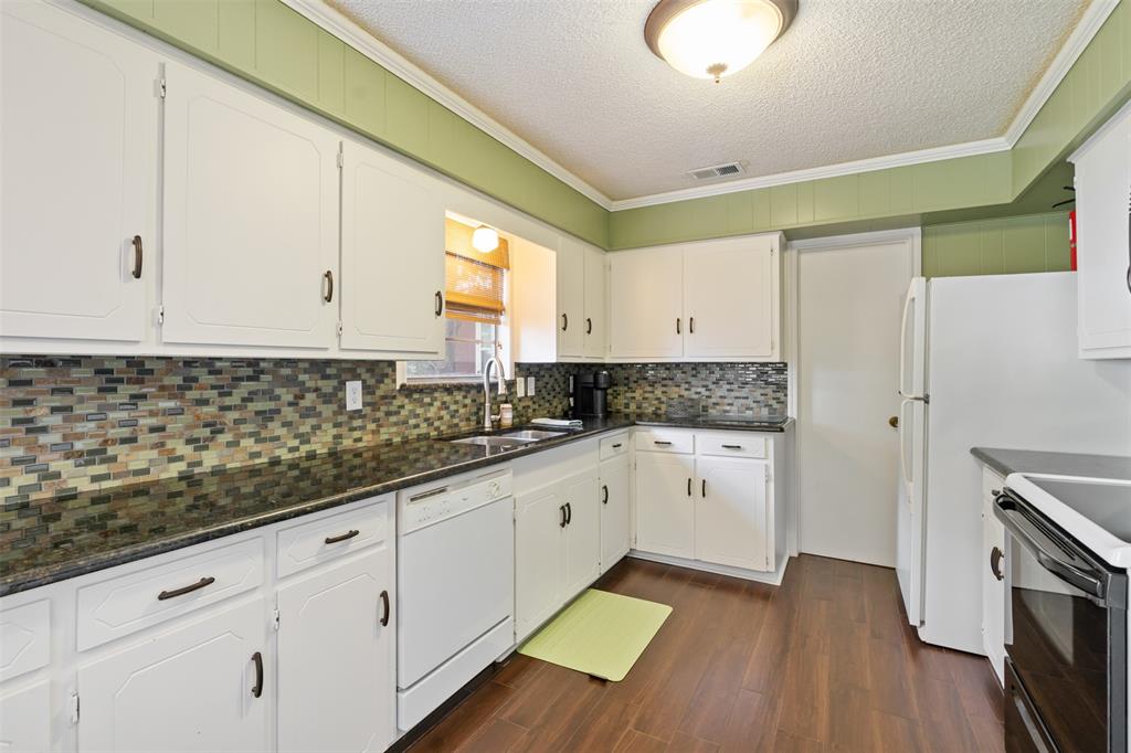 107 Briarwood Drive Property Photo 24