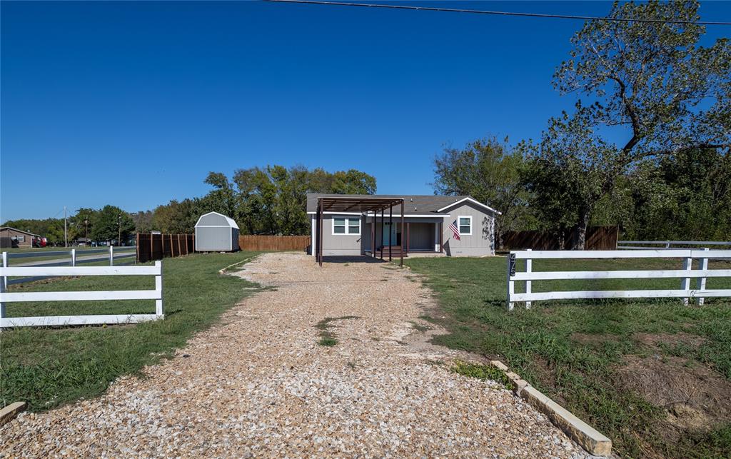475 Locust Street Property Photo 6