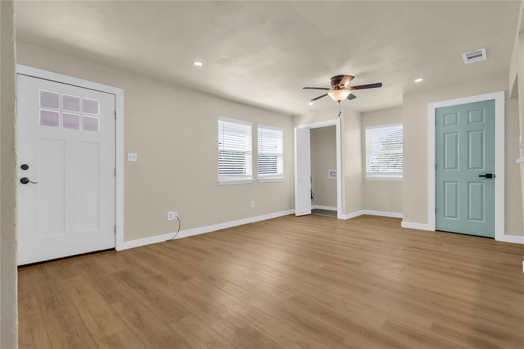 475 Locust Street Property Photo 12