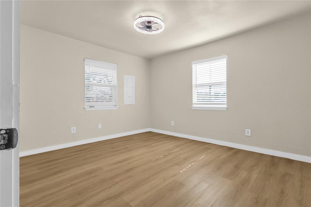 475 Locust Street Property Photo 25
