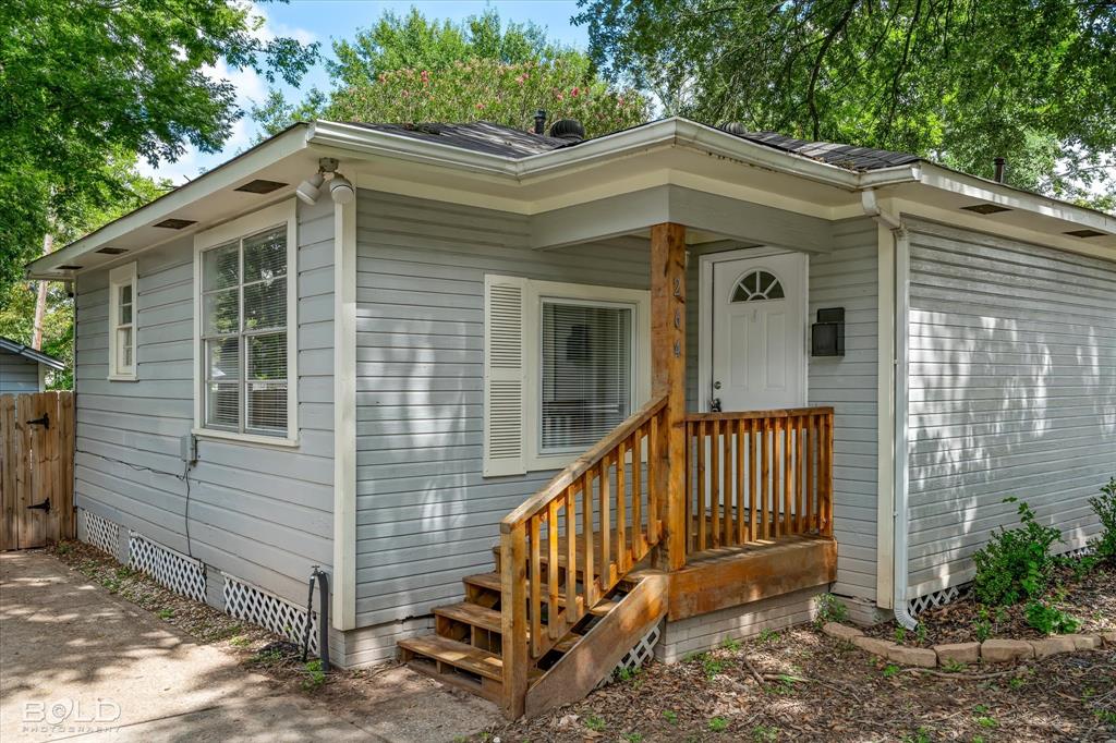 264 Leland Drive Property Photo 2
