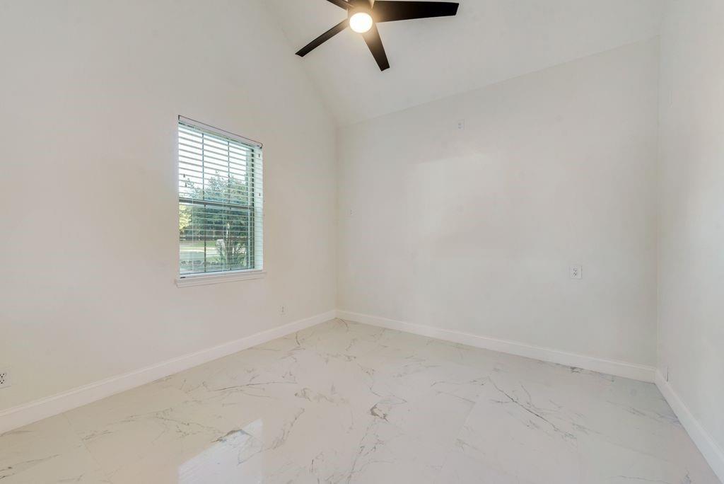 1005 Barre Meadow Lane Property Photo 9