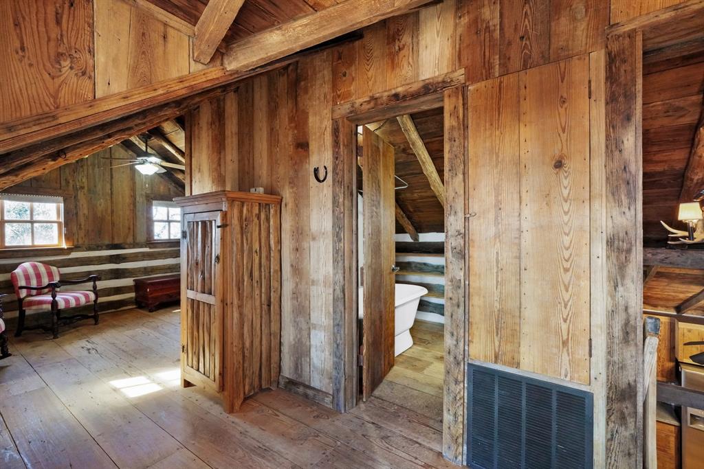 4725 Chesnut Mountain Road Property Photo 18