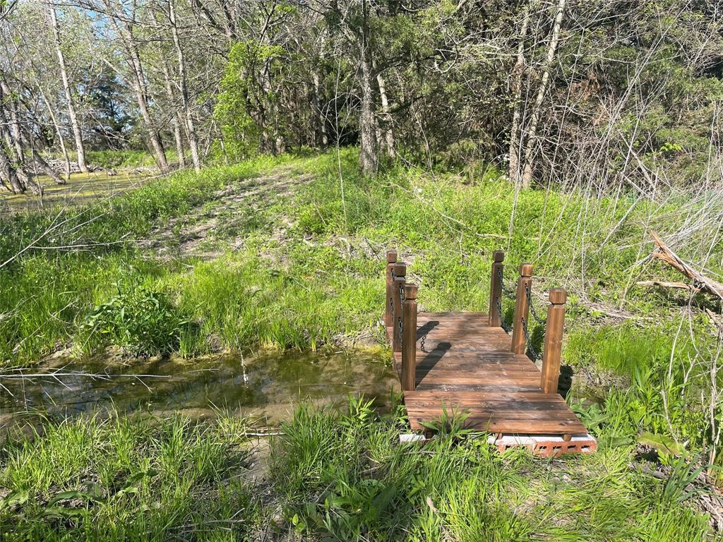 000 Fm 121 Property Photo 10