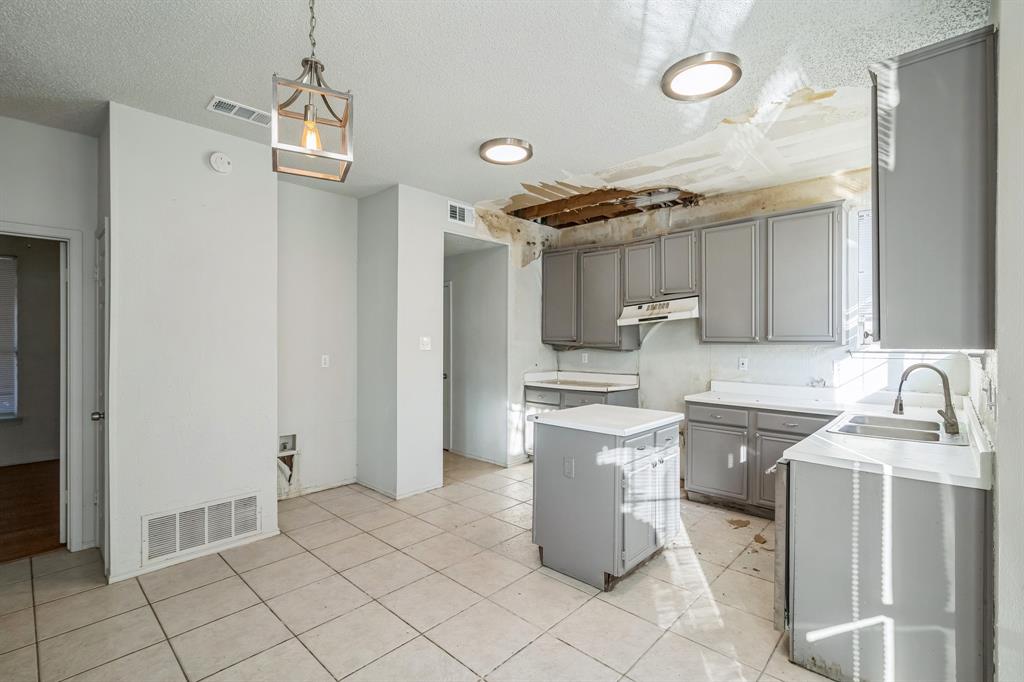 5209 La Viva Lane Property Photo 11