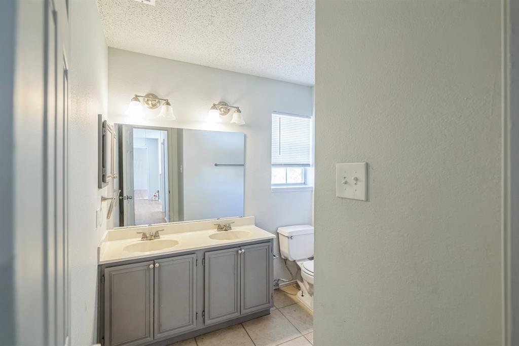 5209 La Viva Lane Property Photo 14