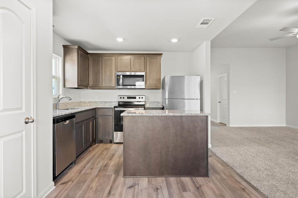 4317 Sweet Fennel Drive Property Photo 4