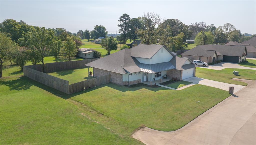 80 Chesterfield Circle Property Photo 2