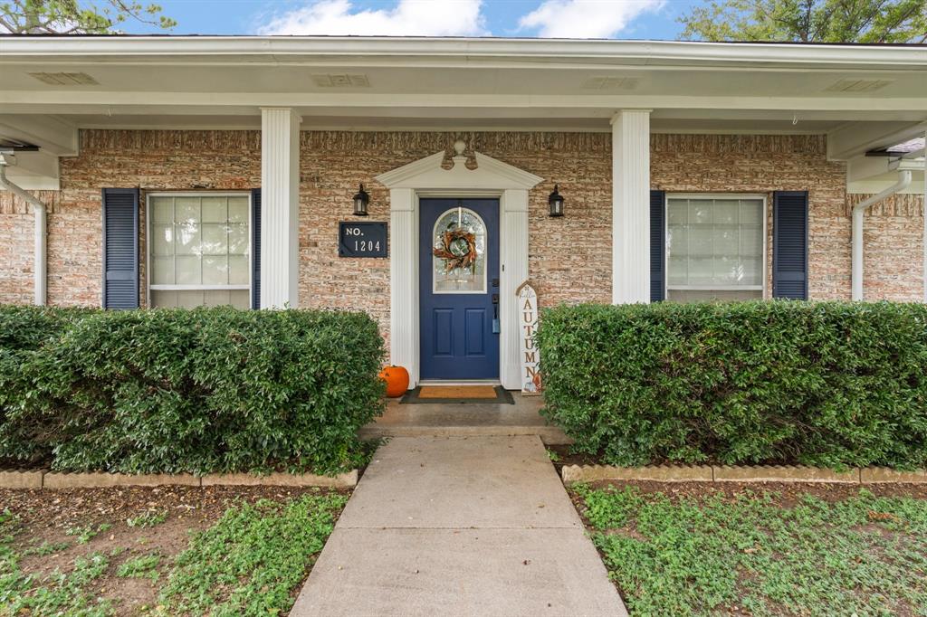 1204 Cindy Lane Property Photo 5