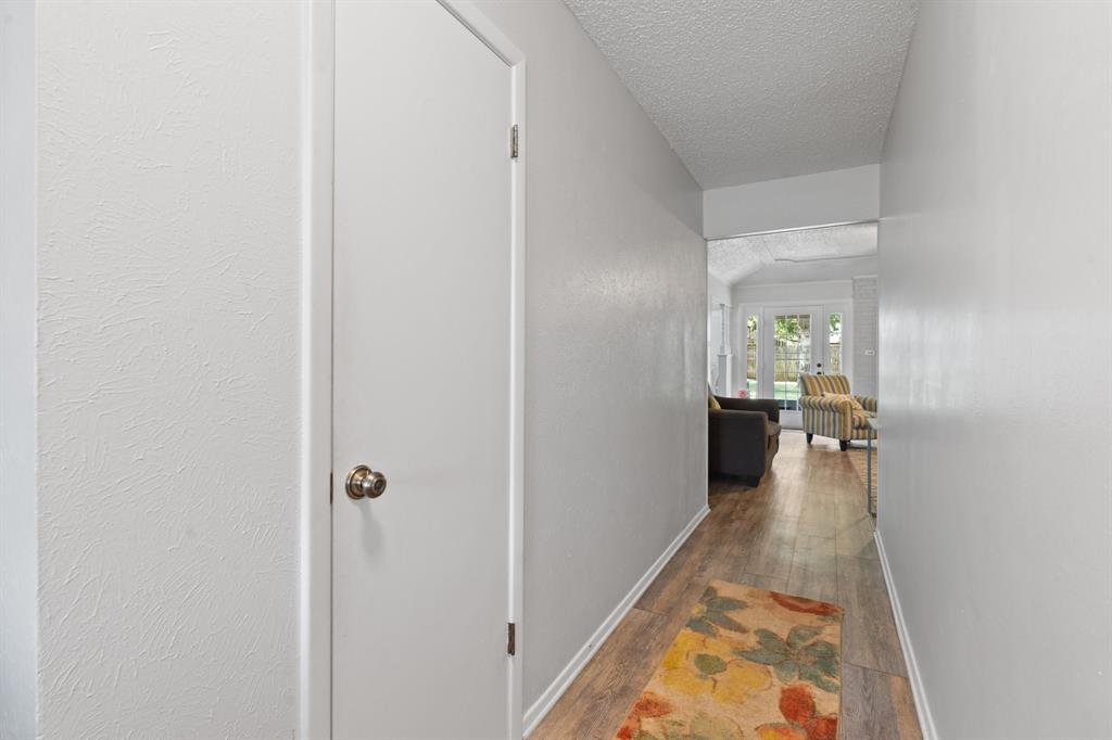 1204 Cindy Lane Property Photo 6