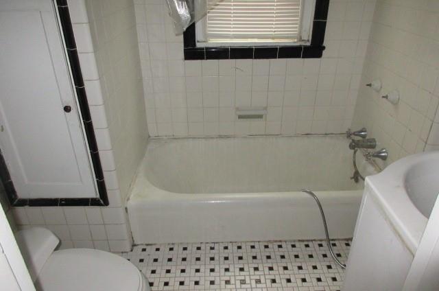 528 Wilkinson Street Property Photo 7